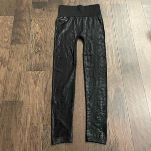 Tahari Active Pants